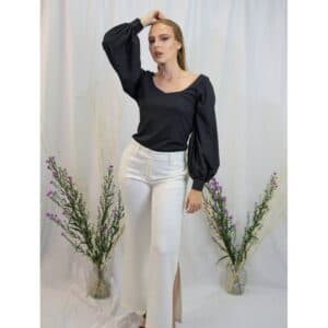 Pantalón con aberturas - image 2