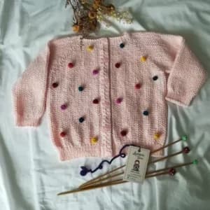 Saquito para niña hecho a mano - image 1