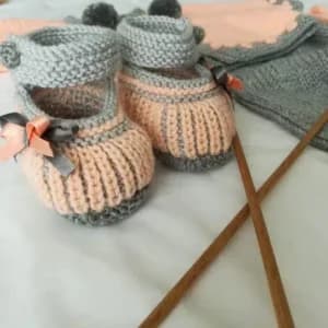 Conjunto tejido para niña - image 2