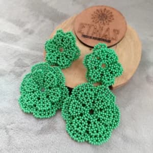 Aretes Mostacilla Checa: Joyería Artesanal Elegante y Exclusiva