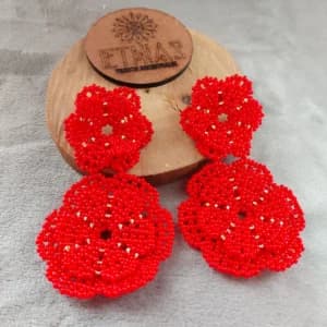 Aretes Mostacilla Checa: Joyería Artesanal Elegante y Exclusiva - image 3