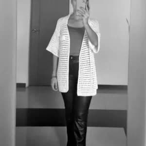 Camisa para Mujer : Estilo y Comodidad en Tallas Especiales - image 1