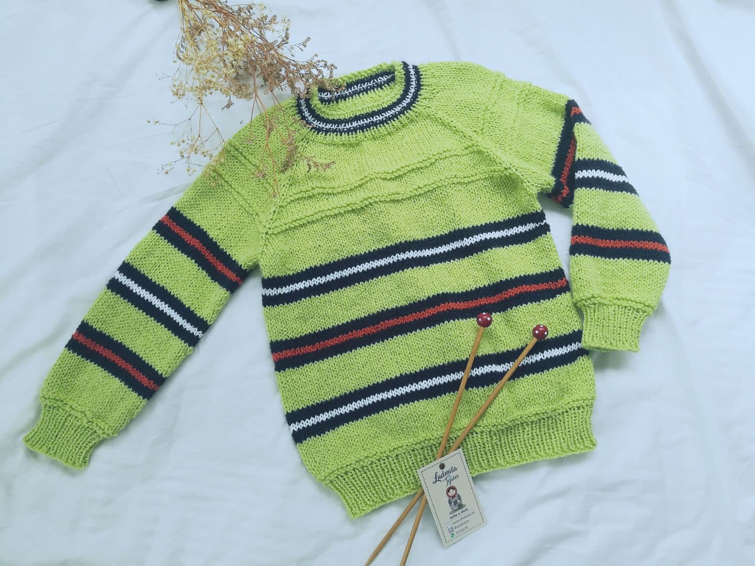 Suéter para niño de rayas