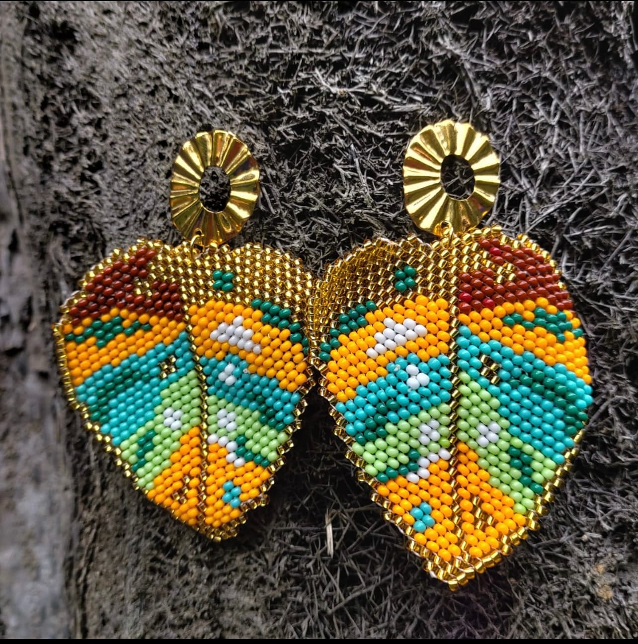 aretes en mostacilla grandes Pilui