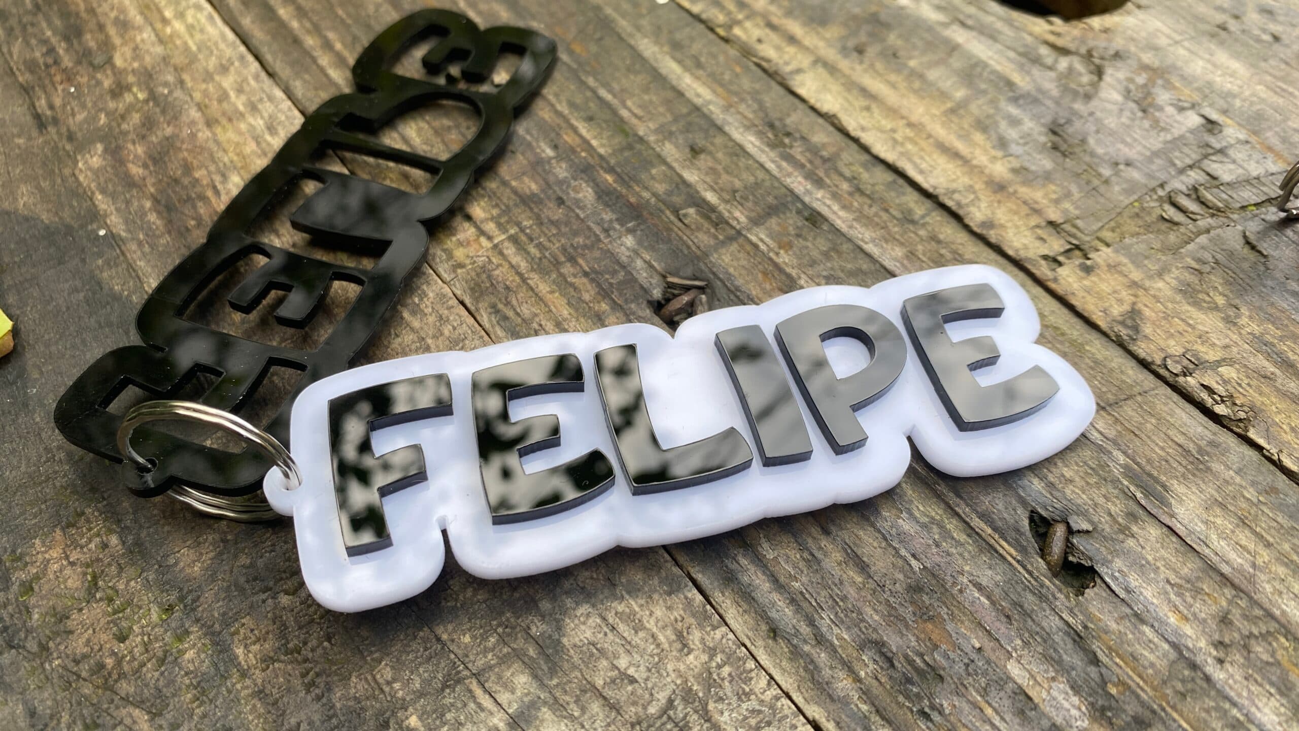 llavero personalizado con nombre